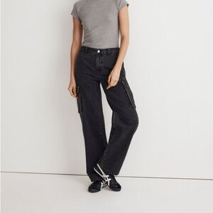 Madewell Black Wash Low-Slung Straight Cargo Jeans‎ Size 30